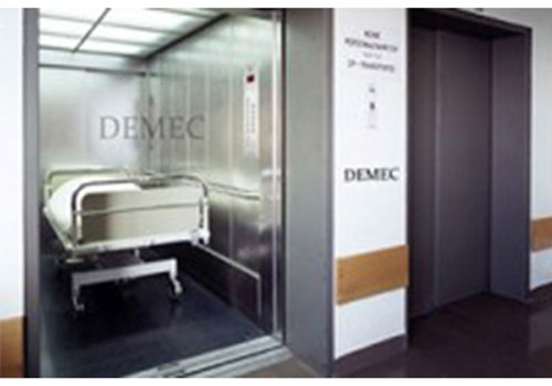 Hospital Lift